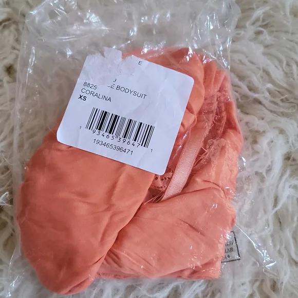 Free People Melrose Coralina Eyelash Lace Open Back Thong Bodysuit - Picture 10 of 10